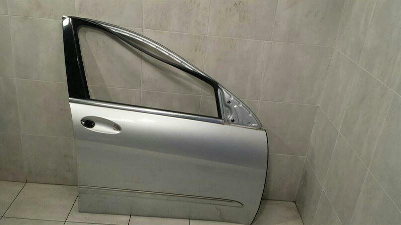 Mercedes R Class W251 Right Front Door A2517201005 Door Front Right.