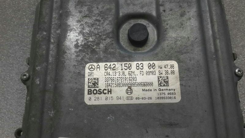 Mercedes R Class W251 Engine ECU A6421508300 Engine Control Unit OM642 V6 Diesel
