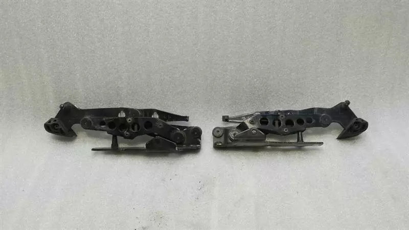 Mercedes CLK W209 boat hinge A2097500128 tailgate hinge set set