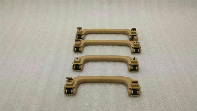 Mercedes S-Class W221 Roof Handles A2218100551 Retainer Handle Set