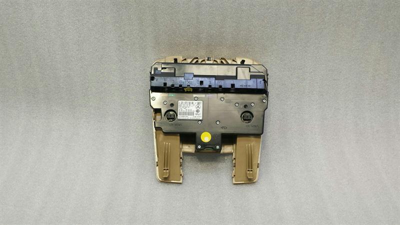 Mercedes S-class W221 Dome Light A2218705886 Interior Light Interior Light