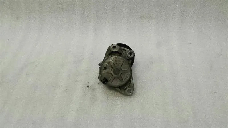 Mercedes S-Class W221 Belt Tensioner A2722000270 Pulley M272