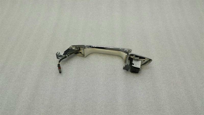 Mercedes W221 Rear Right Door Handle A2217600670 Door Handle Rear Right Keyless