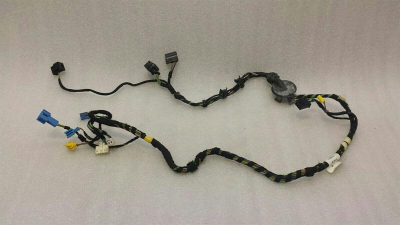 Mercedes S-Class W221 Front Left Door Wiring A2214403913 Door Wiring Harness Front Li