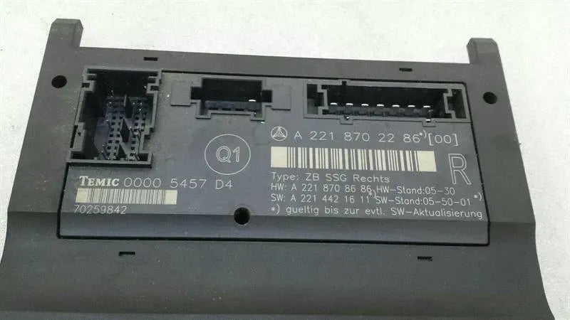 Mercedes S-Class W221 Right Seat Module A2218702286 Seat ECU Right.