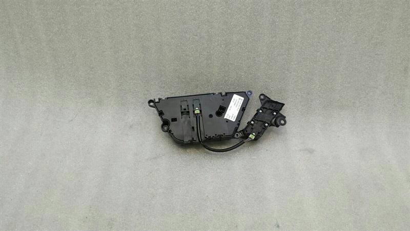 Mercedes S-Class W221 Left Seat Switch A2218707651 Seat Switch Left