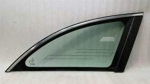 Mercedes R Class W251 RRH Quarter Glass A2516703050 Door Glass 1/4 Rear Right