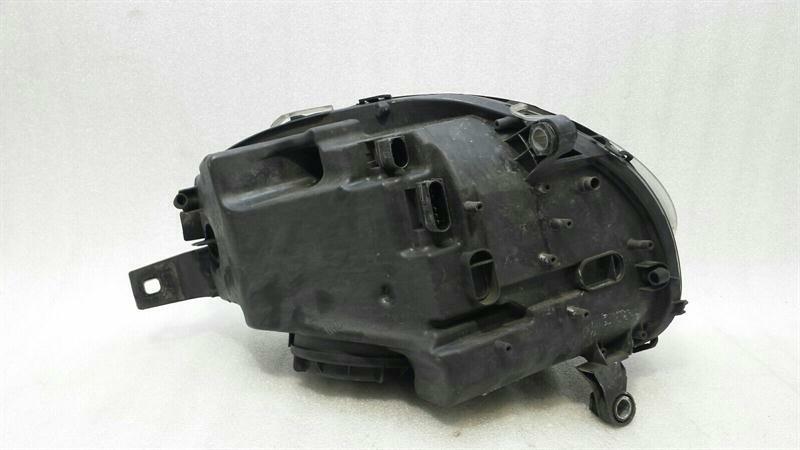 Mercedes R Class W251 Right Headlamp A2518200661 RHD Halogen RIGHT HANDLE