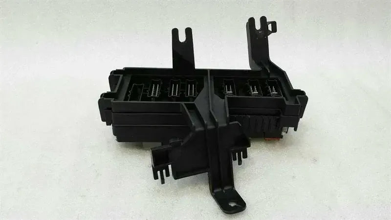 Mercedes R Class W251 Fuse Box A1645400272 Fuse Box