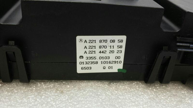 Mercedes S-Class W221 Auto Climate Control A2218700858 Climate Control Panel