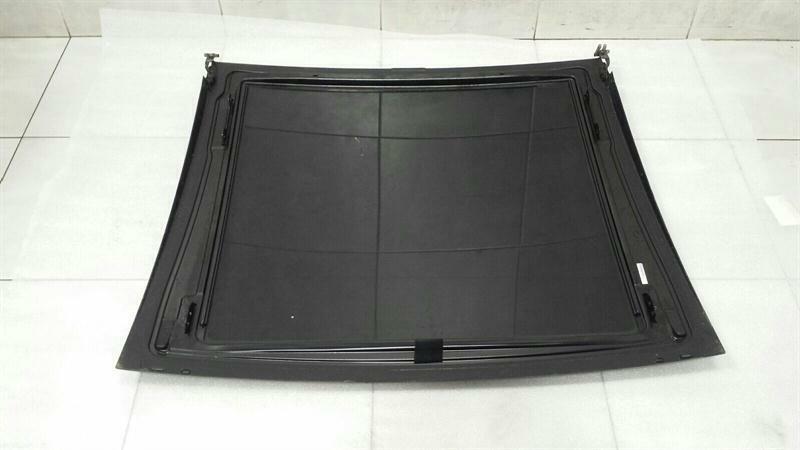 Mercedes R Class W251 Front Panorama Sunroof A2517800121 Front Sunroof