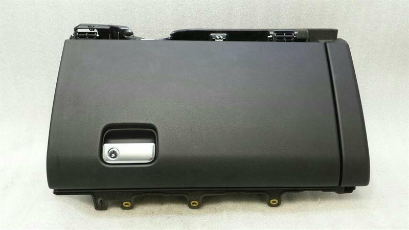 Porsche Cayenne 958 92A glovebox 7P5857095AA RHD right hand drive