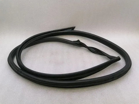 Porsche Cayman 718 Door Seal 98153707602 Right Door Seals