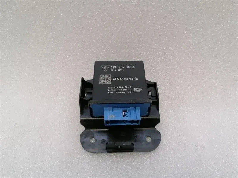 Porsche Macan 95B Light Module 7PP907357L Headlight Control Unit
