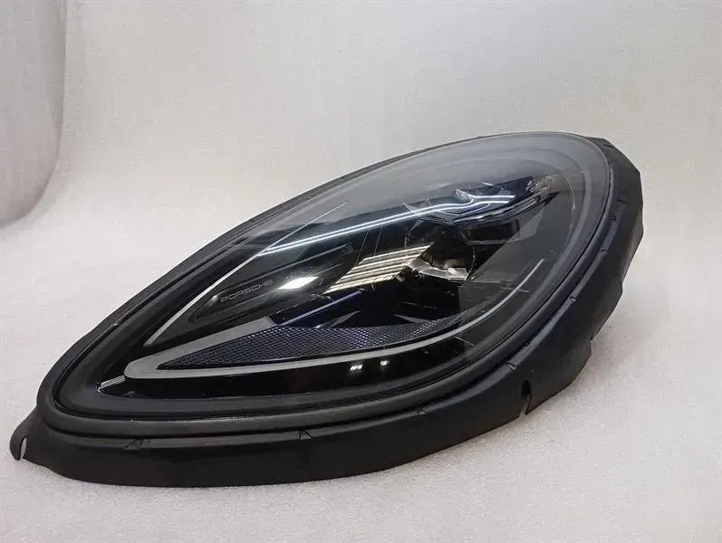 2022 Porsche Macan 95B Left Head Light 95B941015K FAULTY Headlight Left MK2
