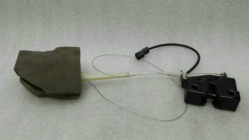 Porsche Cayman 987 boot lock 98751205300 tailgate lock complete
