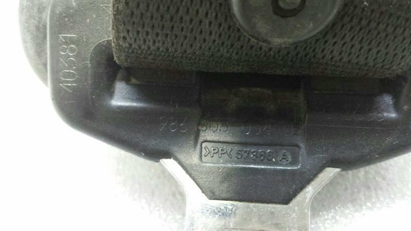 Porsche Boxster 986 front seatbelt set 98680303402 seat belt front belt