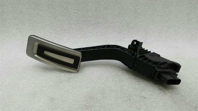 Audi RS3 8V Gas Pedal (Electrical) Set 5Q2723503D RHD RIGHT HANDLEB
