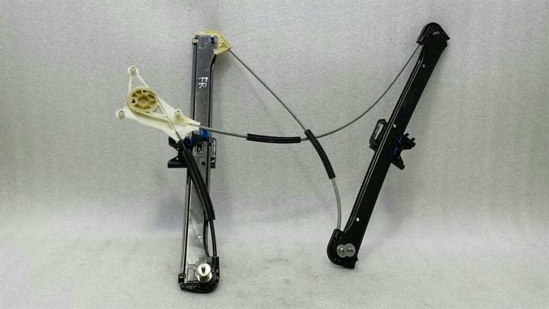 Audi RS3 8V Right Front Door Winder 8V4837462 Front Right Window