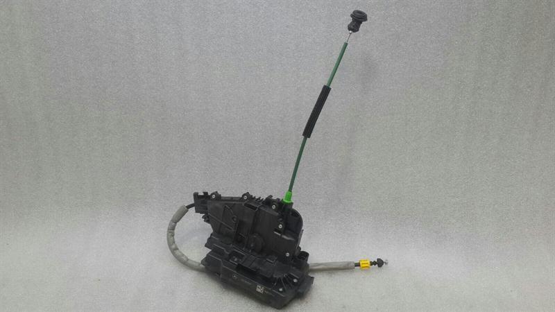 Mercedes C Class W205 rear left door lock A0997309500 door lock rear Li