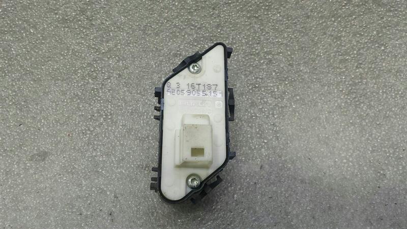 Mercedes C W205 Right Door Lock A2059055151 Door Switch Right