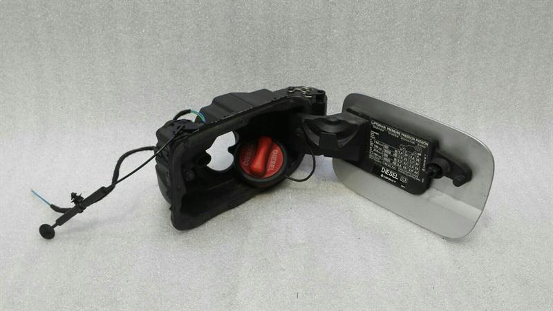 Mercedes C Class W204 Fuel Filler Cap A2047500103 Fuel Cap Fuel Flap