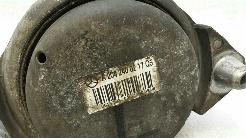 Mercedes C Class W204 Left Engine Mount A2042400217 Engine Mount Left