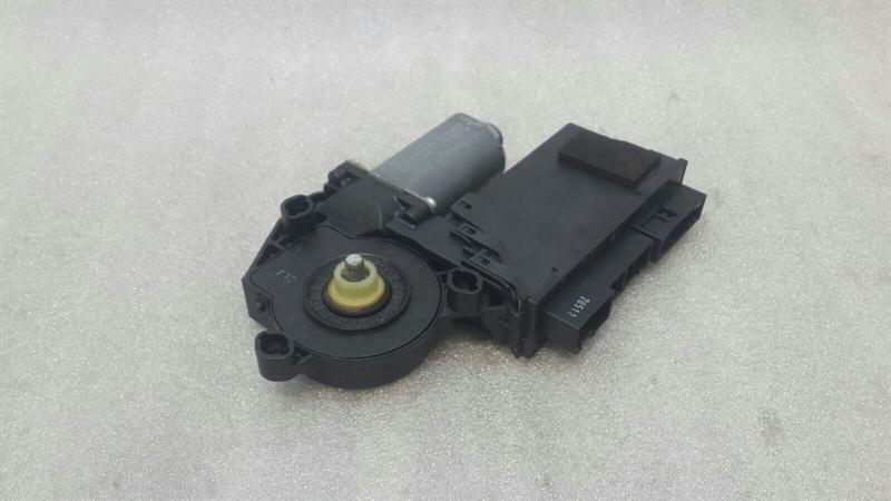 Porsche Boxster 987 RHD Left Door Window Engine 98762410308 Right Handlebar