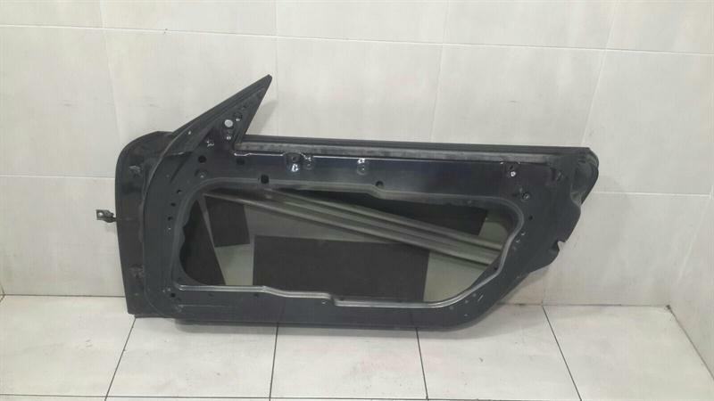 Porsche Boxster 987 right front door 99753101202 door front right