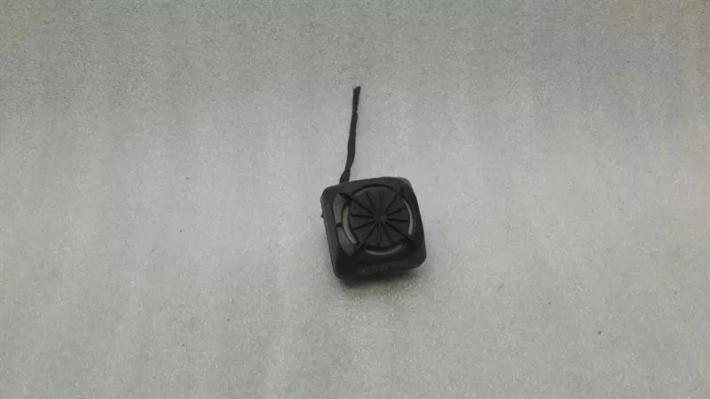 Mercedes E Class W212 alarm ECU A0038207726 siren alarm horn alarm system