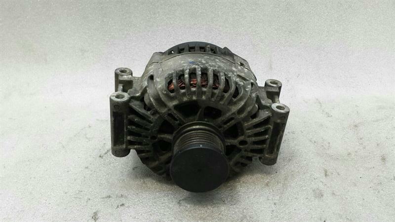Mercedes E Class W207 E250 CDI Alternator A0141541102 Alternator 150A