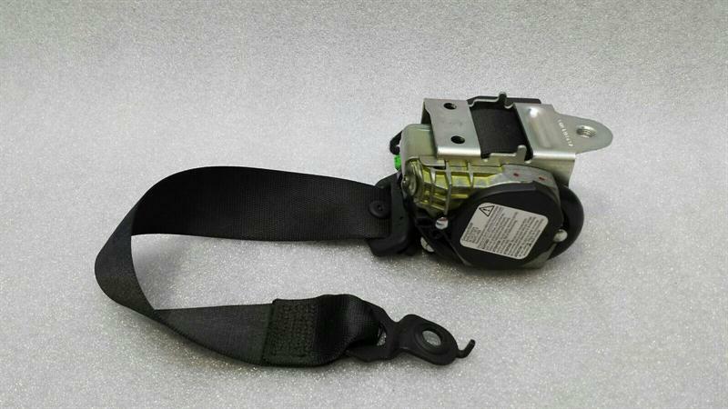 Mercedes E Class W207 rear seat belt A2078602185 seat belt rear belt