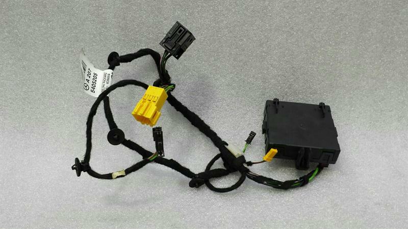 Mercedes E Class W207 C207 Left Door Module A2079001100 Door Control Unit Left
