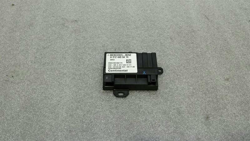 Mercedes E Class W207 Fuel Pump Module A2124400414 ECU