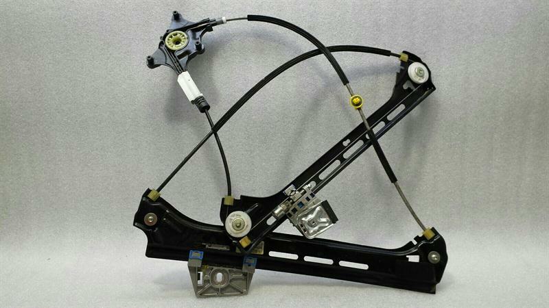 Mercedes E Class W207 FRH Door Winder A2077200446 Front Right Window Regulator