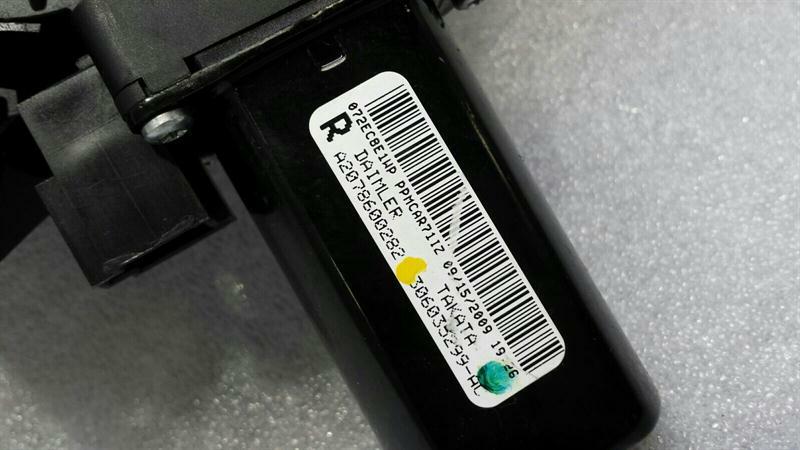 Mercedes E Class W207 Ri Seatbelt Height Adjuster A2078600282 Seat Belt Sender Right