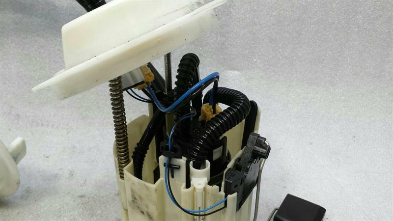 Mercedes E Class W207 W204 Fuel Pump Electric A2044702294 Fuel Pump CDI