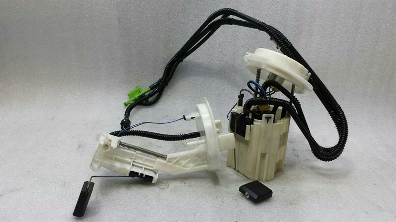 Mercedes E Class W207 W204 Fuel Pump Electric A2044702294 Fuel Pump CDI