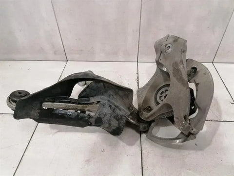 Porsche Boxster 718 Left Front Hub 99134115706 Wheel Bearing Housing Front Left
