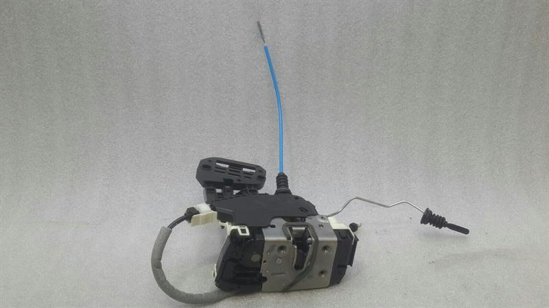 Mercedes A Class W176 Right Door Lock A1667200635 Front Door Lock Re A200
