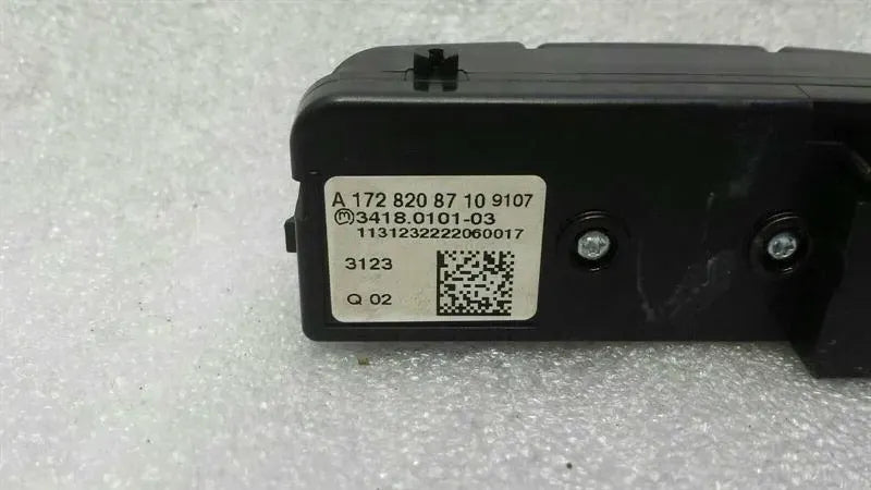 Mercedes SLK R172 alarm switch A1728208710 alarm switch emergency call switch