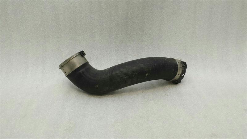 Mercedes SLK R172 intercooler pipe A1725280482 pressure pipe charge air pipe OM651