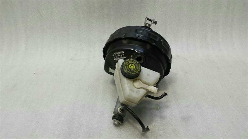 Mercedes SLK R172 Brake Servo A1724300730 Brake Booster