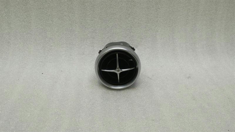 Mercedes SLK R172 Air Vent A1728300154 Ventilation Nozzle Vent Grille Front