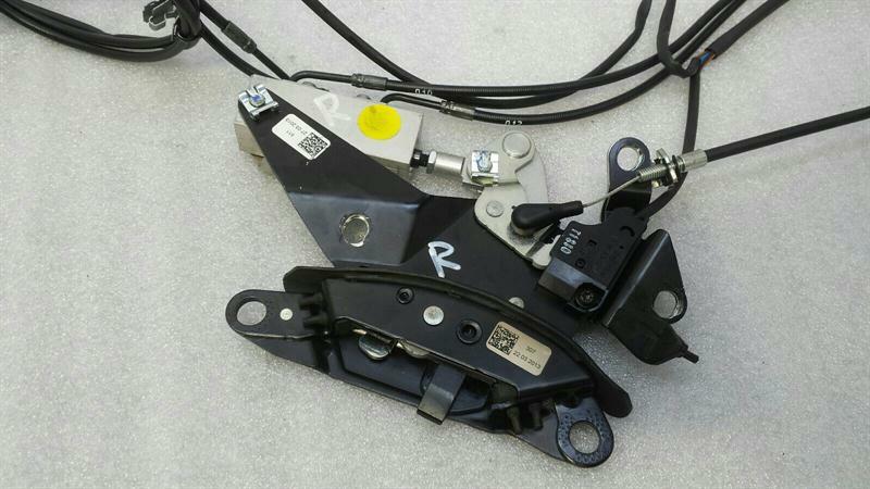 Mercedes SLK R172 Roof Hydraulic Cylinder Hinge A1727900371 Hydraulic Cylinder