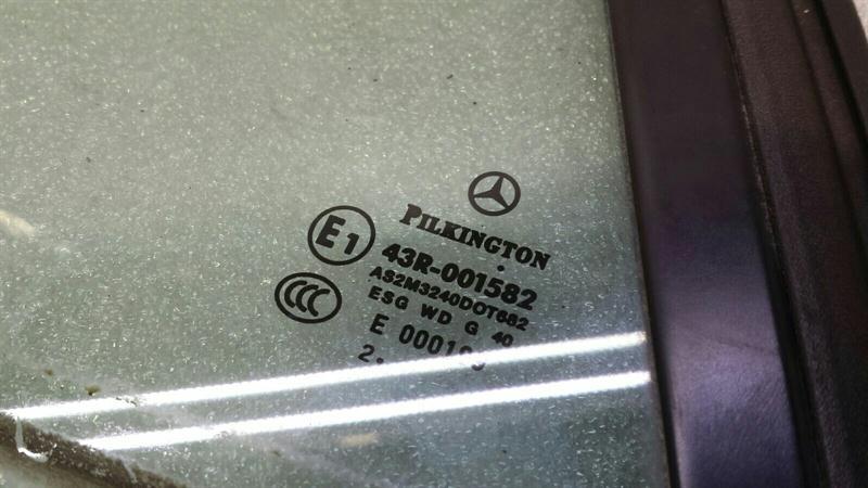 Mercedes SLK R172 Right Rear 1/4 Glass A1726700200 Door Window 1⁄4 Rear Right