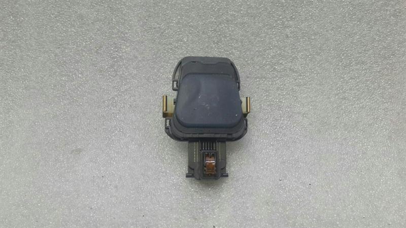 Mercedes C W205 Rain Light Sensor A2059006615 Rain Light Sensor