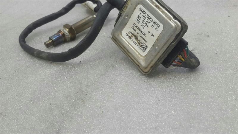 Mercedes C W205 Lambda Sensor A0009059703 NOX OM651 HO2S