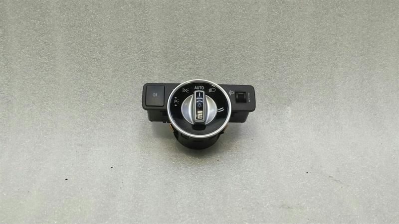 Mercedes SLK R172 headlight switch A2049053103 light switch