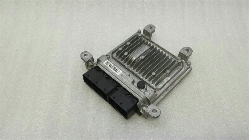 Mercedes SLK R172 Engine ECU A6519007500 Engine Control Unit OM651 SLK250CDI